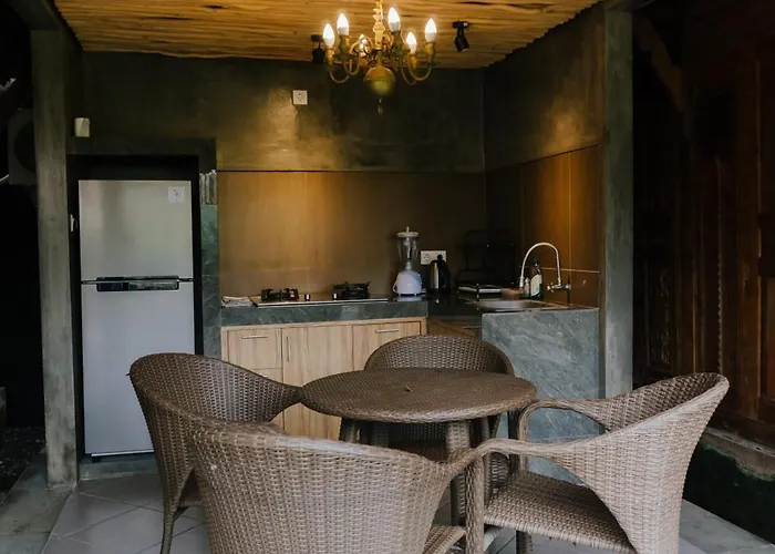 Taruchi 4 Bedrooms *